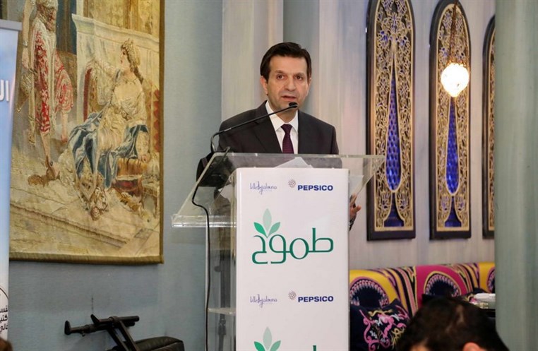 Tomooh Saad Abdul-Latif Scholarships Program Opens Doors to Hundreds of University Scholarships Applications to the youth of Lebanon